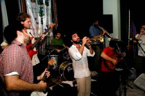 GERALDO JUNIOR LANÇA WARAKIDZÃ