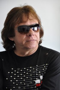 PARA QUEM GOSTA OU É BREGA