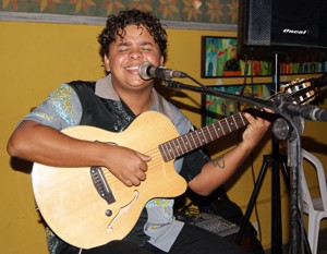 ARMAZÉM DO SOM NESTA SEXTA-FEIRA