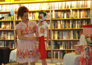 CONTAÇÃO DE HISTÓRIA HOMENAGEIA O DIA DOS PAIS