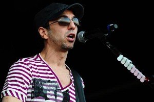 EM PONTO DE BALA: ZECA BALEIRO PREPARA NOVO DISCO