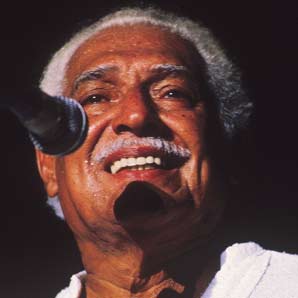 FILHOS PREPARAM HOMENAGEM A DORIVAL CAYMMI