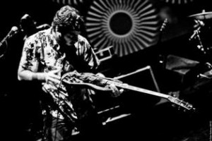 REVOLUÇÃO EM POCKET SHOW