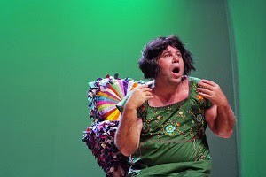 Otávio Müller encena espetáculo em Fortaleza