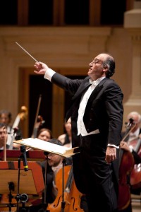 Maestro Mário Zaccaro faz concerto na Tapera das Artes