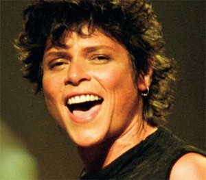 Artistas reúnem-se em tributo a Cássia Eller