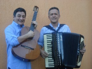 Nonato Luiz e Adelson Viana se apresentam o show Dobrado Centro Cultural Banco do Nordeste