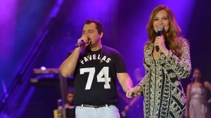 Aviões do Forró e Thiaguinho fazem show do Revezamento da Tocha Olímpica em Fortaleza