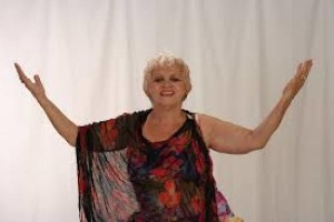 Sessão Sonora do Cineteatro São Luiz homenageia o forró e a cantora Marivalda Kariri
