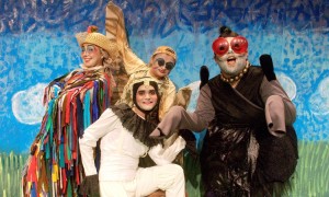 Espetáculo “A Vaca Lelé” em cartaz no Teatro Dragão do Mar
