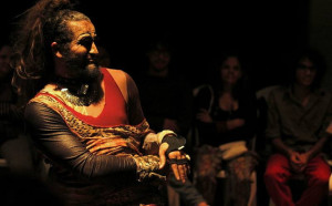 Coletivo Pois Taí encena espetáculo no Centro Cultural Banco do Nordeste
