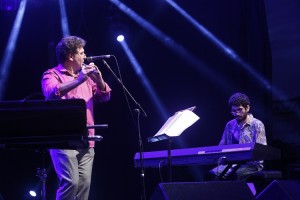 Heriberto Porto apresenta show no Teatro Carlos Câmara
