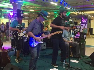 Lá Patrick’s Pub Park:  cerveja e gastronomia, Fortaleza ‘se veste’ de verde para celebrar Dia de São Patrício