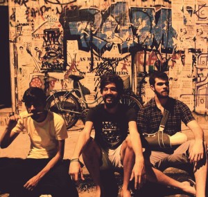 Banda “A Fera Neném” apresenta show gratuito no Teatro Carlos Câmara