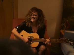 Nikka Costa lança versão de “Come Rain or Come Shine”