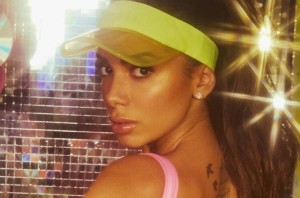 Anitta com nova música nas rádios brasileiras