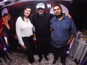 Vicente Nery doa cachê de show depois de completar 55 apresentações na cidade de Serra Talhada-PE