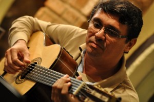 Marco Túlio lança o livro “Violão Clube do Ceará”  na Livraria Cultura