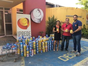 Aviões Fantasy abraça campanha solidária e arrecada doação de leite em pó para instituições carentes