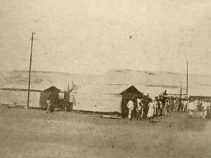 Campos de concentração do Ceará são tema de exposição fotográfica em Senador Pompeu