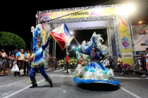 Mostra Agremiações Carnavalescas de Fortaleza na Praia de Iracema