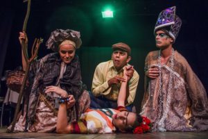 Companhia Teatro Mosca  estreia do espetáculo infantil Senhorita Marshmallow