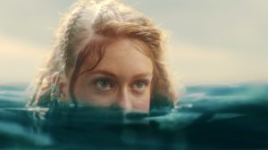 Marina Ruy Barbosa interpreta  primeira sereia de sua carreira