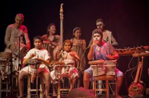 Orquestra do Barro faz apresentação no povoado de Moita Redonda
