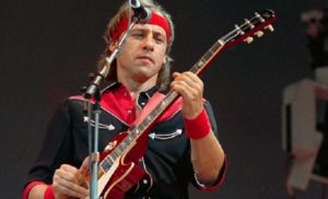 Orquestra Filarmônica do Ceará faz tributo ao Dire Straits no Theatro José de Alencar