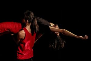 Festival de Dança do Litoral Oeste comemora 10 anos com lançamento de catálogo e espetáculos