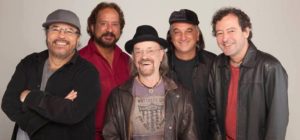 Show dos The Fevers na programação do mês dos Pais do Shopping RioMar