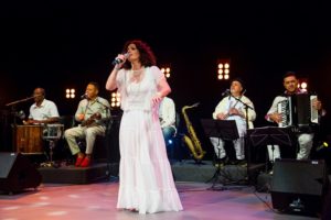 Tributo a Clara Nunes embala o Todas as Bossas na TV Brasil