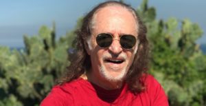 Alceu Valença faz show gratuito neste domingo em Fortaleza