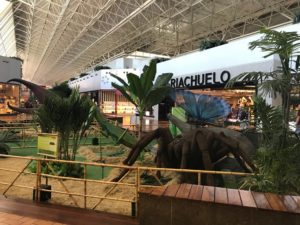 Exposição de insetos gigantes em cartaz no Shopping Iguatemi Fortaleza