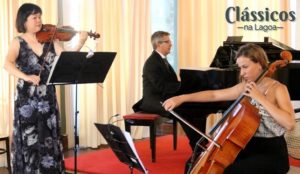 Trio Nepumuceno e e grupo de crianças da UFC se apresentam no Clássicos na Lagoa