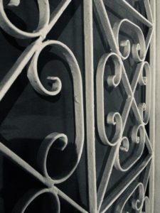 Cia Prisma de Artes e Grupo Pavilhão da Magnólia de casa nova