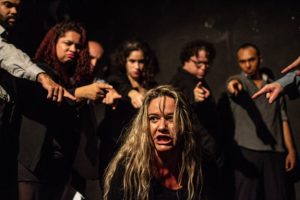 Espetáculo  ‘Chegadas e Partidas’ estreia no Teatro Morro do Ouro