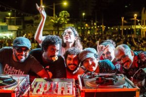 Fim de semana de esporte e cultura na praia de Icaraizinho de Amontada