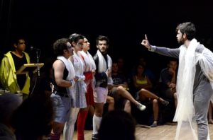 Teatro Máquina em cartaz com o espetáculo Leonce e Lena