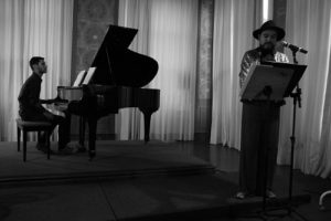 Carlos do Valle se apresenta no Theatro José de Alencar