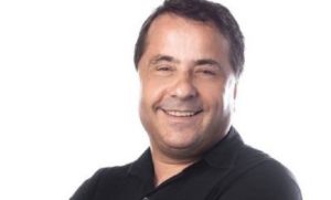 Humorista Geraldo Magela faz show gratuito em shopping de Fortaleza