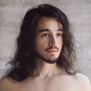 Tiago Iorc quebra recorde no Spotify Brasil, com o seu novo álbum “Reconstrução”