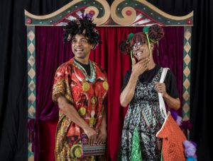 Turnê da Comédia “Quem Prospera Sempre Alcança” chega a Fortaleza