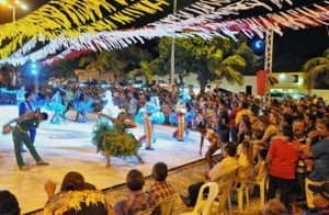Paracuru Férias Festival começa com São João dos Ventos