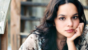 Norah Jones anuncia apresentações no Brasil