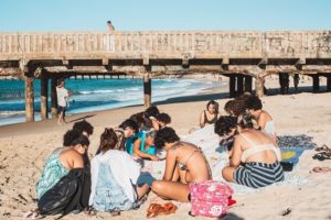 Borda – Festival Arte, Bordado e Experimentação acontece na Praia de Iracema e no Centro de Fortaleza