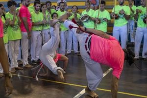 Festival com mestres de capoeira  no Sesc