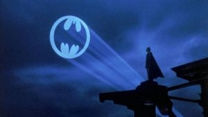 Bat-Sinal aparecerá no céu de São Paulo em homenagem aos 80 anos do Batman
