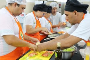 Escola de Gastronomia Social realiza mostra gastronômica aberta ao público