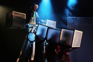 Espetáculo Sobrevoar  -Santos Dumont Para Crianças de Todas as Idades na Caixa Cultural Fortaleza